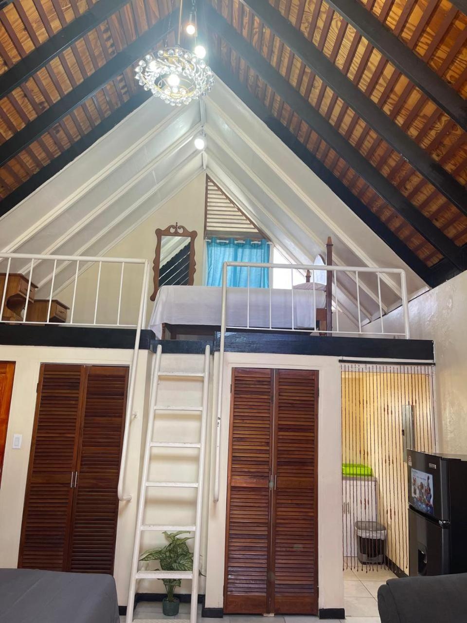 Oceanfront Condo W/ Free Parking + High Speed Wifi Negril Exterior foto